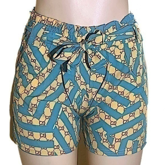 Spring Summer lShorts with Pockets - Picture 1 of 5